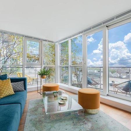 Best Thames View In Town! Large Luxxe Nomad Design Family Home London Exterior photo